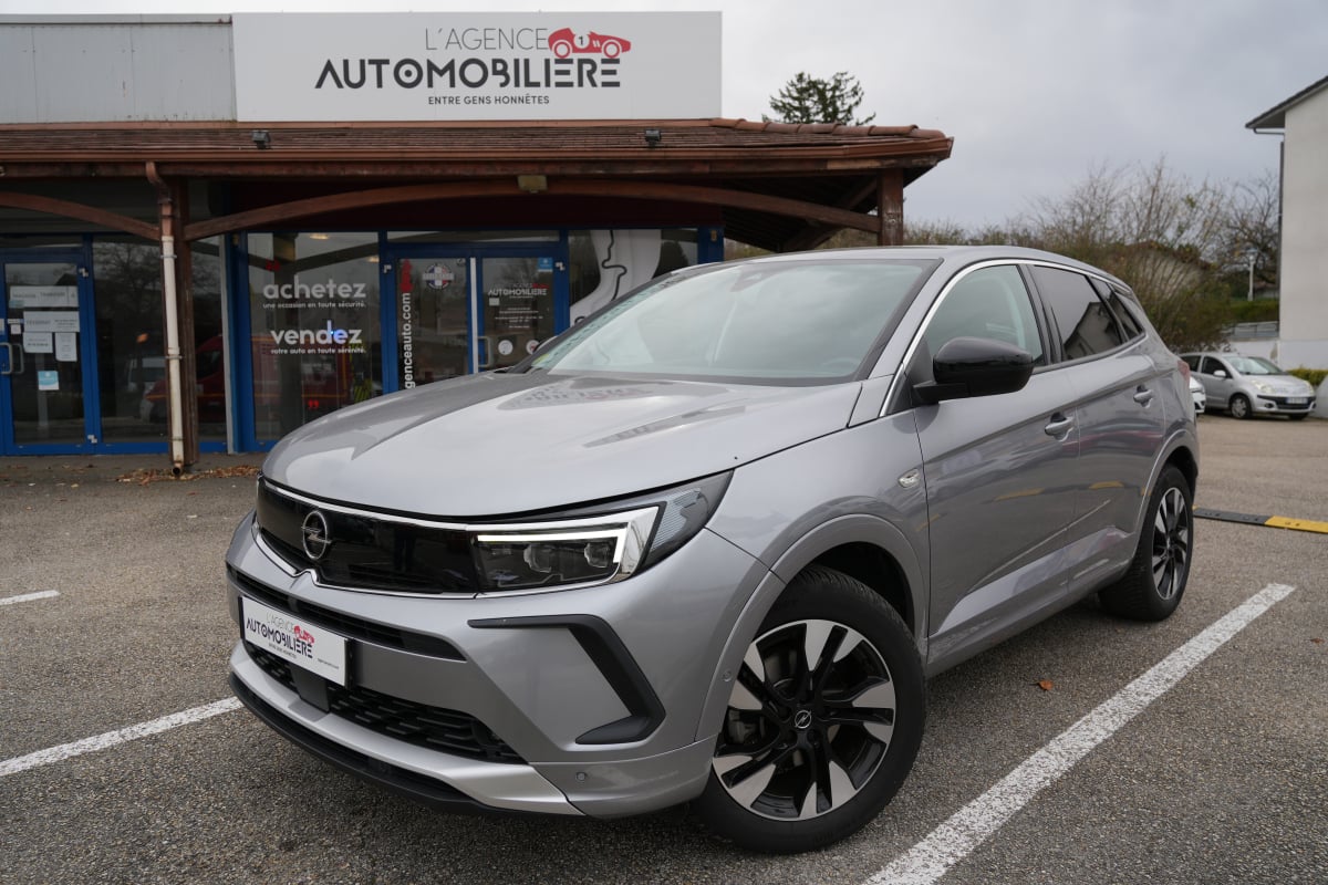Opel Grandland (2) 1.5 DIESEL 130 ELEGANCE BUSINESS EAT8 — 1