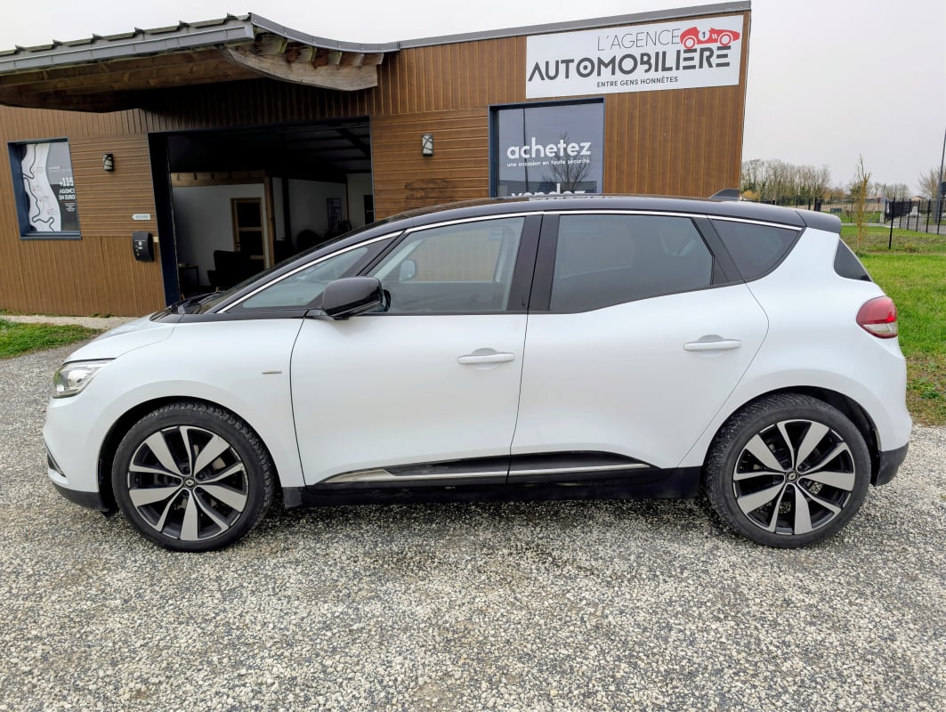 Renault Scenic 1.3 TCe 140CH LIMITED — 2