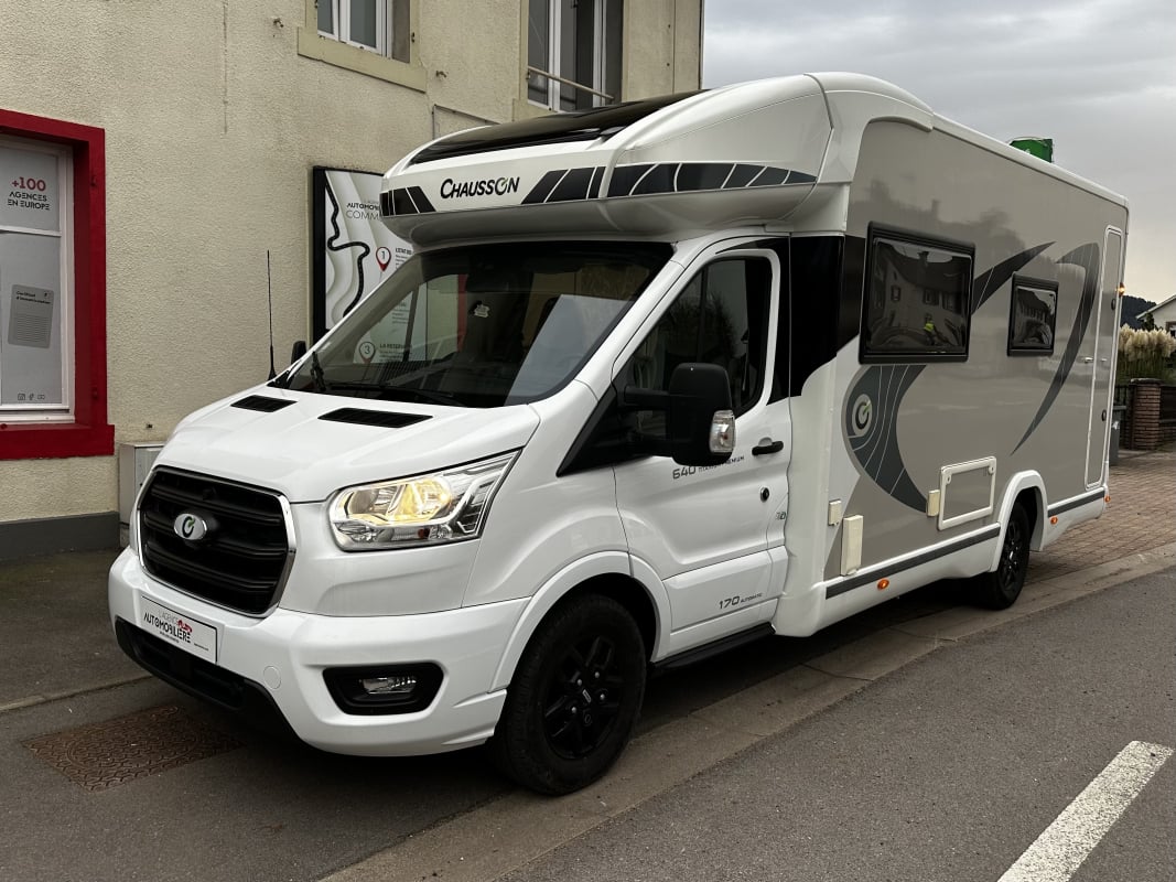 Ford Chausson Titanium 640 Premium 2.0 TDCI 170ch Profilé Camping car — 1