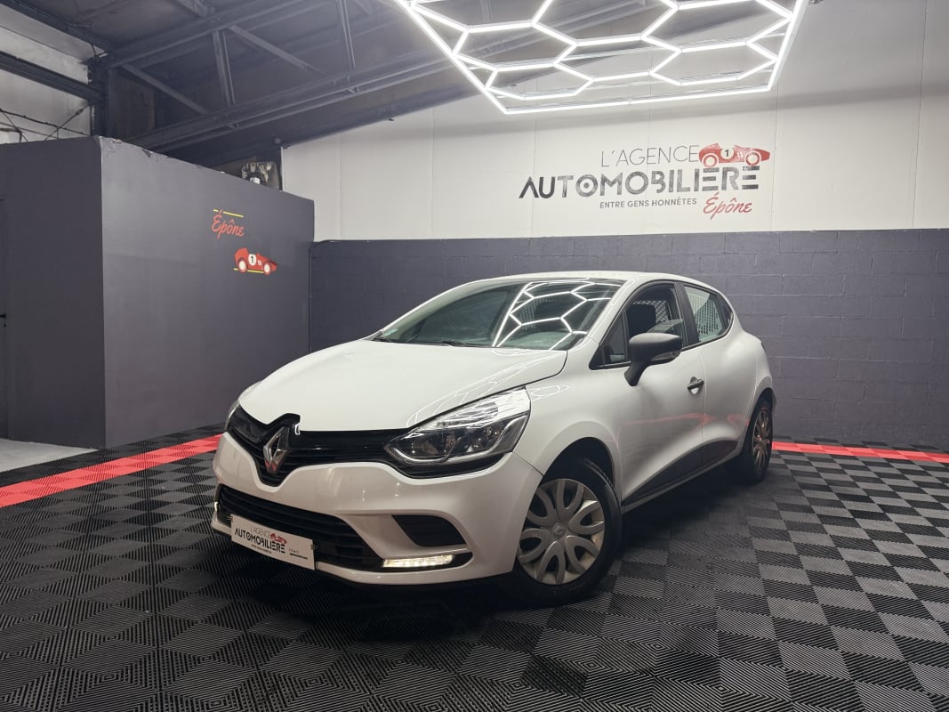 Renault Clio 1.5 DCI 75 ENERGY Commercial — 1