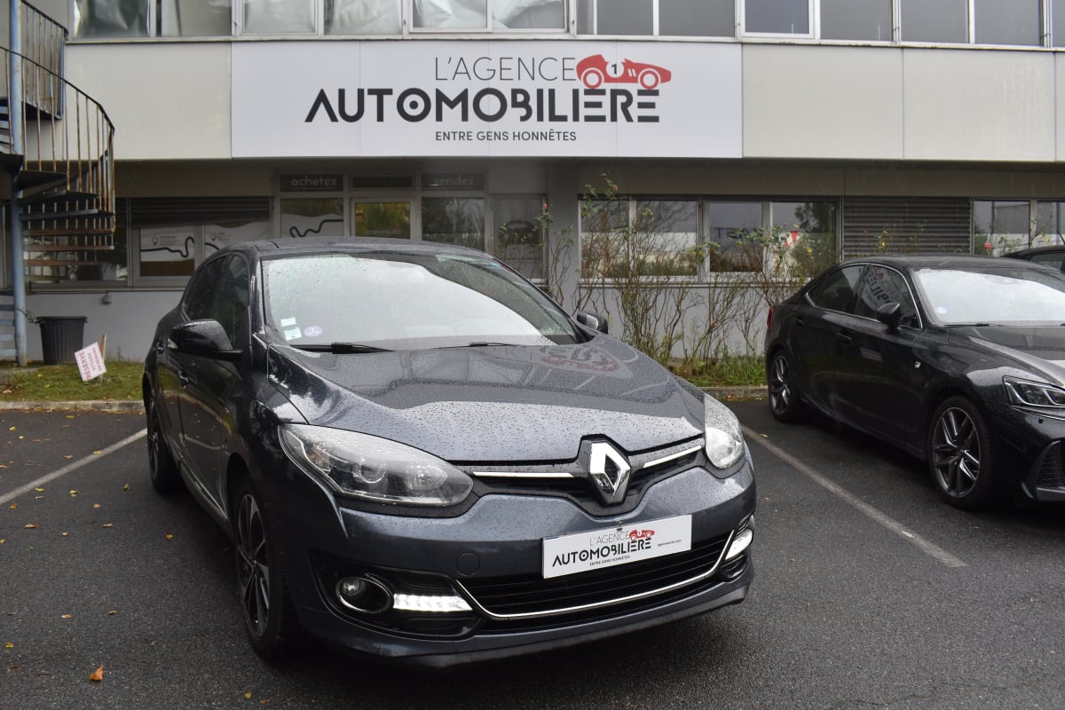 Renault Megane BOSE Phase 3 Hatchback 1.2 TCe 132 cv — 1