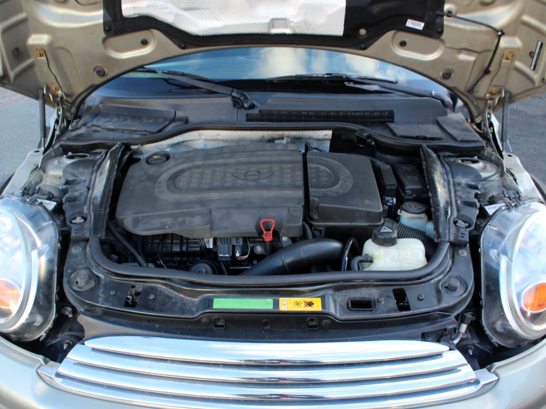 Mini Cooper Hatch D 112 CH 5.0 cv ENTRETIEN A JOUR — 30