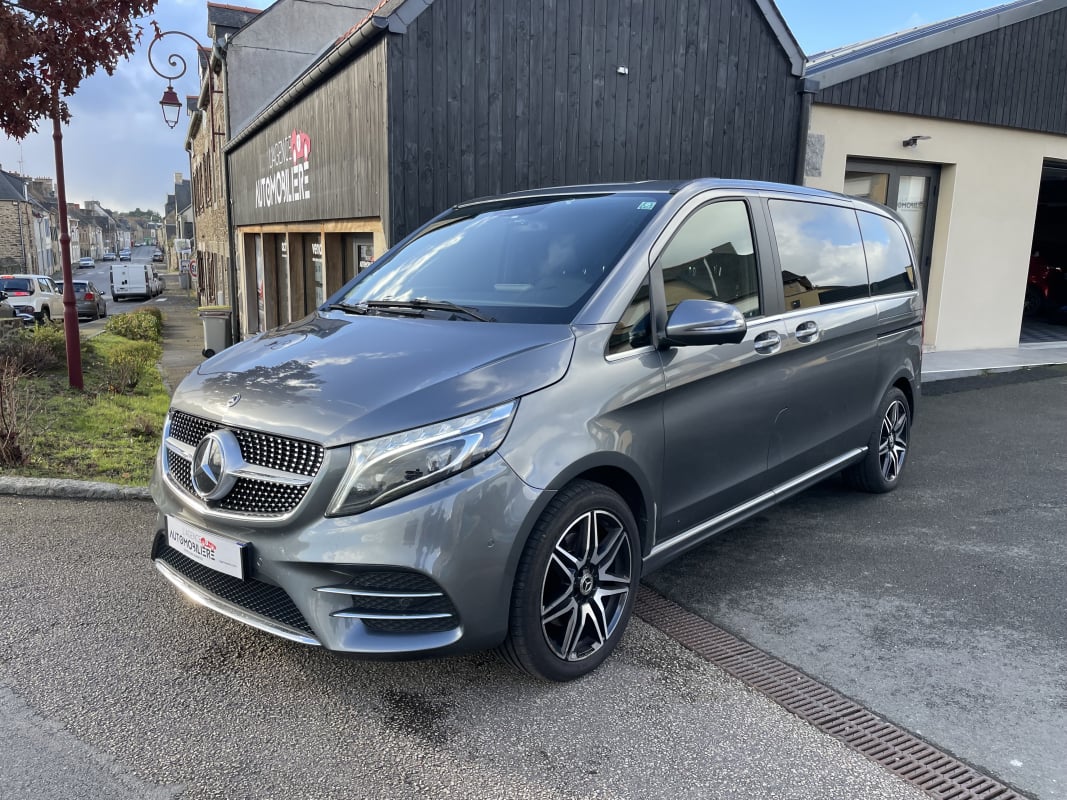 Mercedes-Benz Classe V COMPACT 300d 9G-TRONIC 4 MATIC 240 CH AVANTGARDE-AMG LINE