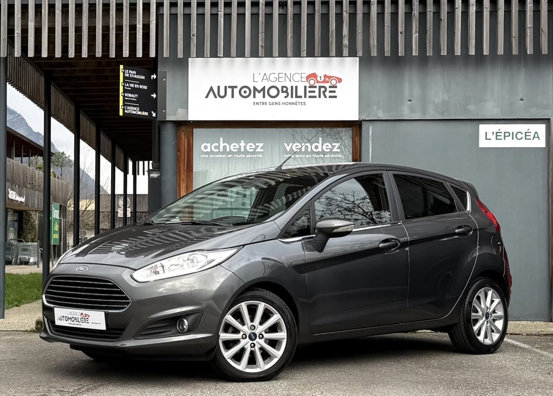 Ford Fiesta 1.0 EcoBoost 100ch Titanium 5p / 1°Main - GPS - Radars — 1