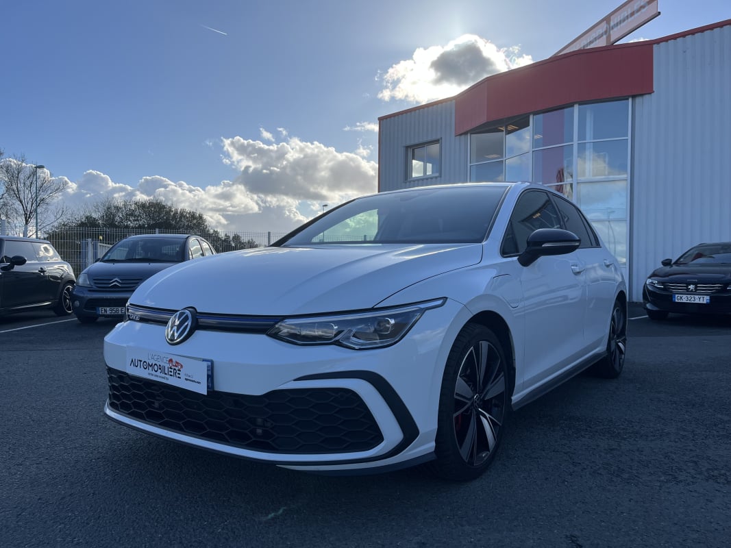 Volkswagen Golf Golf GTE 1.4L Hybrid Rechargeable OPF 245 DSG6 — 1
