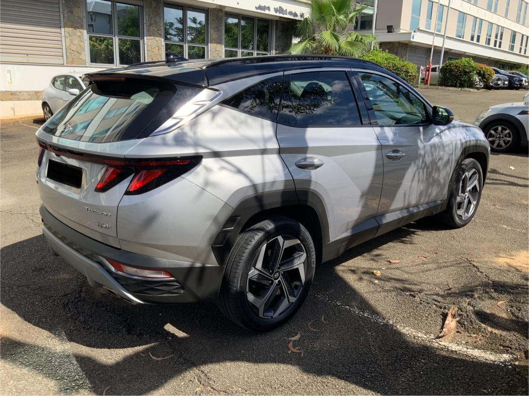 Hyundai Tucson IV 1.6 T-GDI 230 HYBRID BUSINESS BVA6 — 12