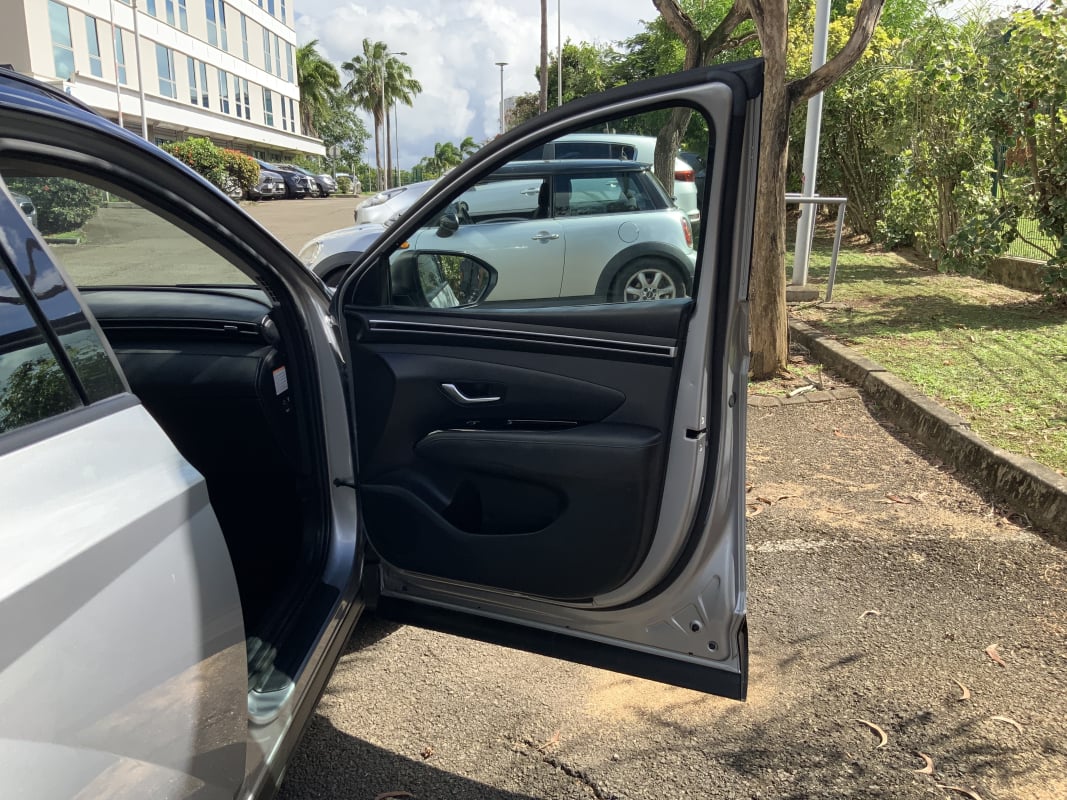 Hyundai Tucson IV 1.6 T-GDI 230 HYBRID BUSINESS BVA6 — 2