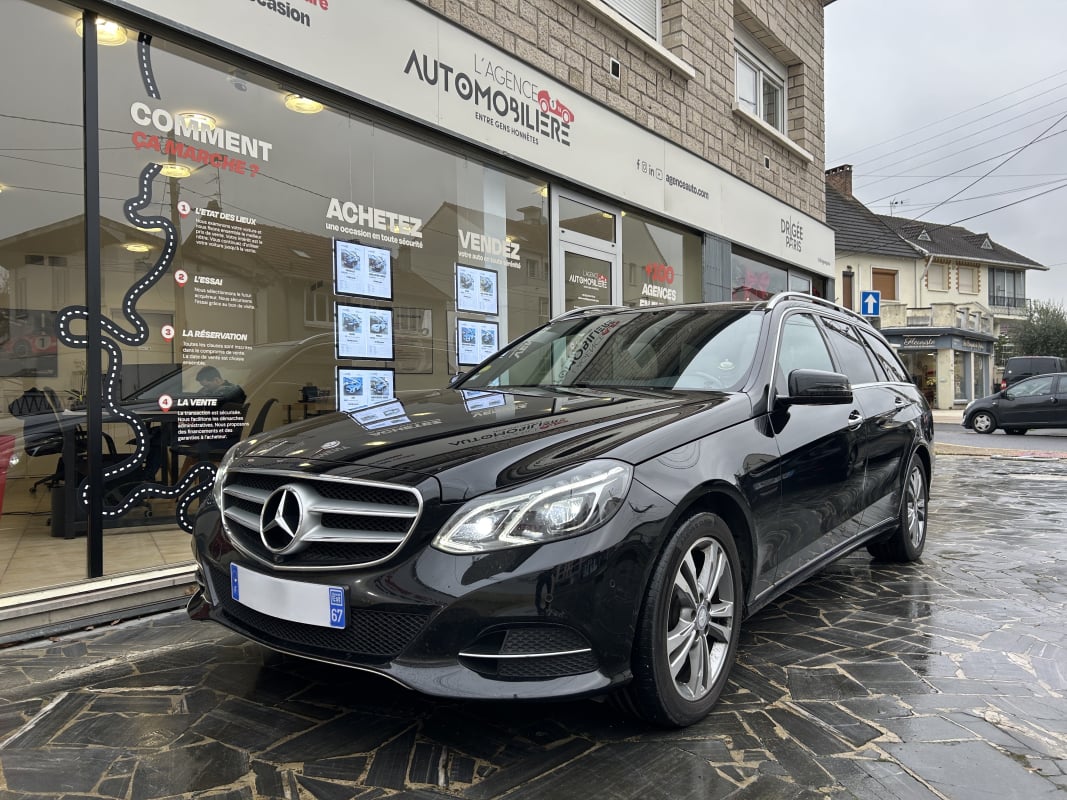 Mercedes-Benz Classe E 350 Bluetech EXECUTIVE 4-MATIC - Excellent Etat