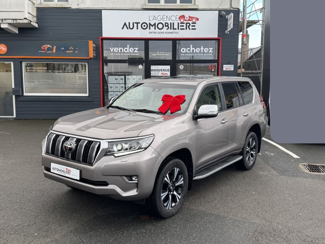 Toyota Land Cruiser 2.8D 177 ch BVA6 4X4 Légende (2ème Main) — 1