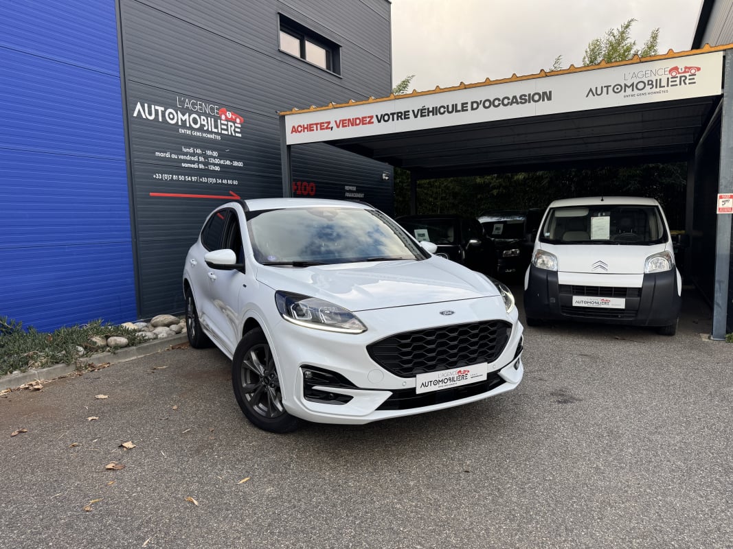 Ford Kuga 2.5 Duratec 190 FHEV FLEXFUEL ST-Line — 1