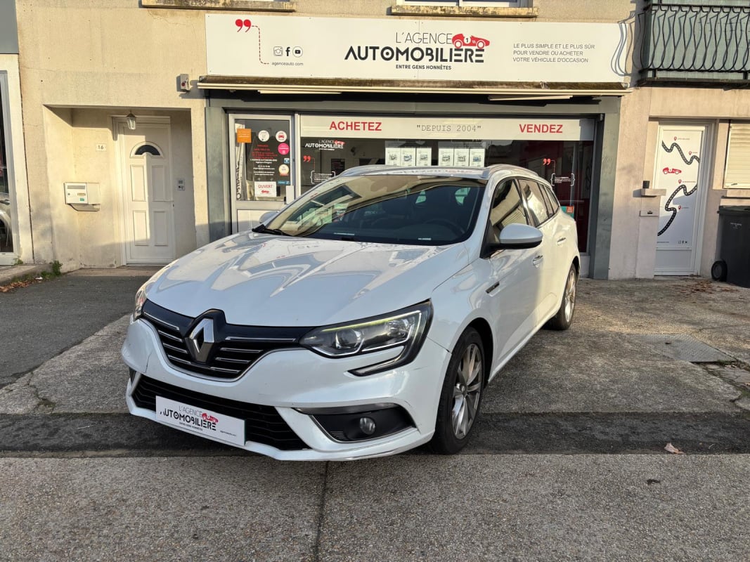 Renault Megane IV Estate 1.5 dCi 110 cv - Intens — 1