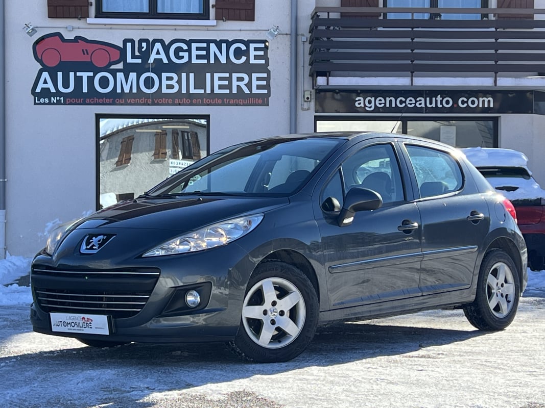 Peugeot 207 1.4 vti 95ch 5 portes ETHANOL — 1