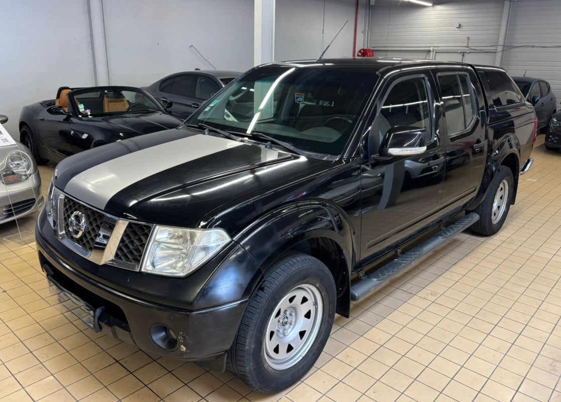 Nissan Navara DOUBLE-CAB 2.5 DCI 171 4X4 XE — 2