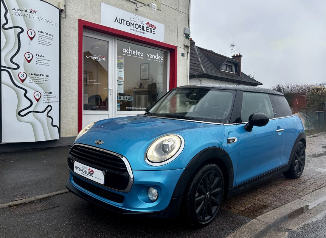 Mini Mini Cooper 1.5 i 136 cv Blackfriars Toit Ouvrant — 1
