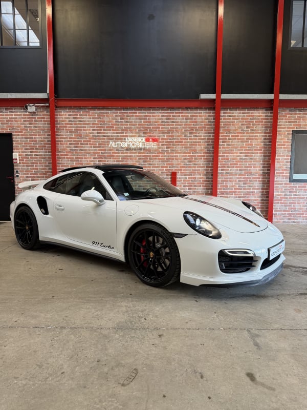 Porsche 911 Porsche 911 type 991.1 Turbo — 1