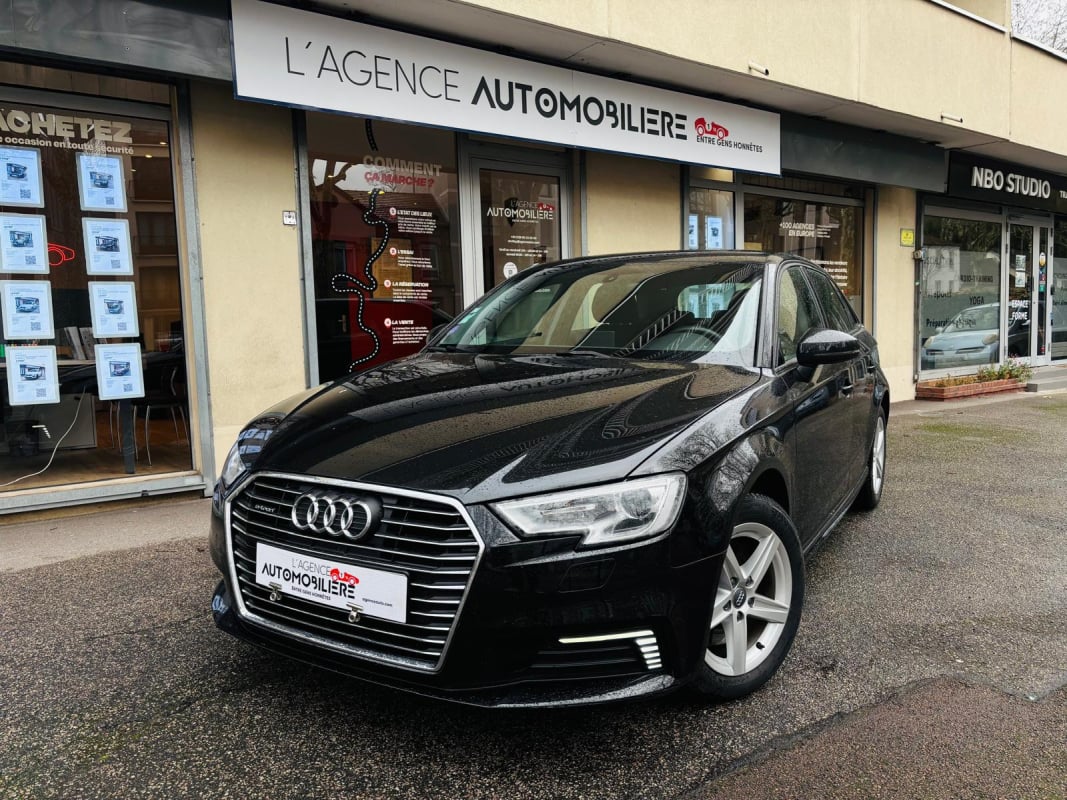 Audi A3 Sportback III (2) SPORTBACK 40 E-TRON S TRONIC 1ERE MAIN, FRANCAISE, VEHICULE SUIVI — 1