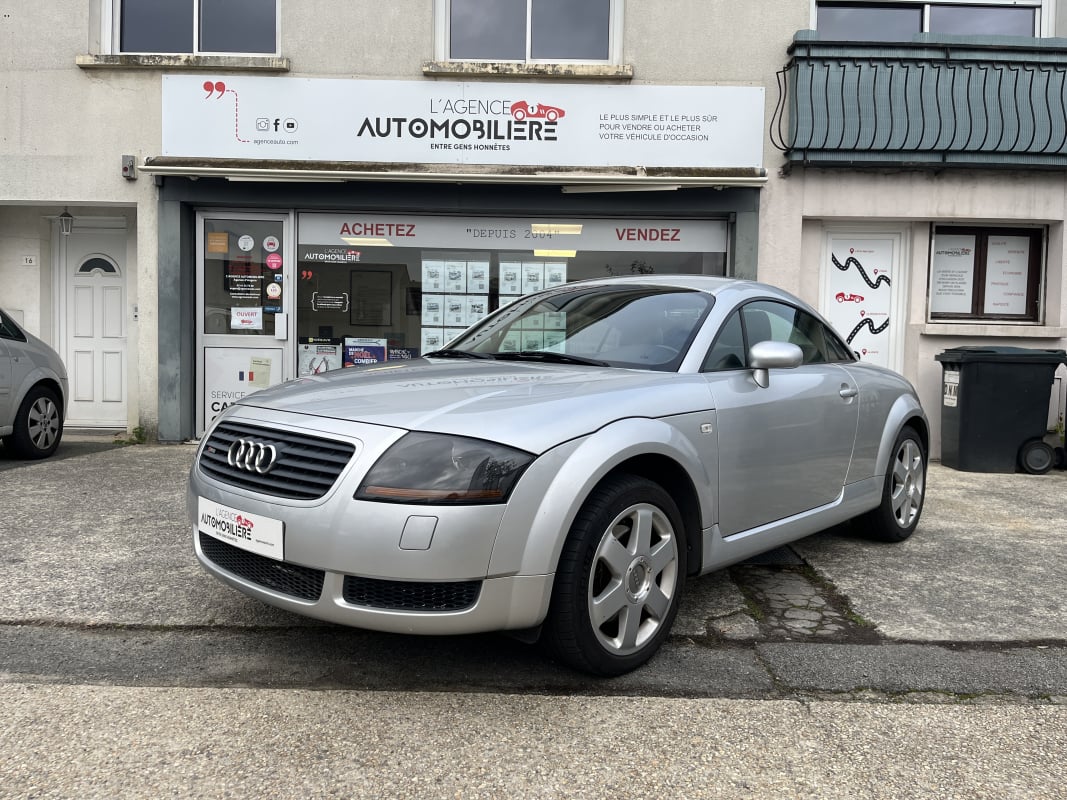 Audi TT 1.8 i Turbo Coupé 180cv S line - Sièges chauffants — 1