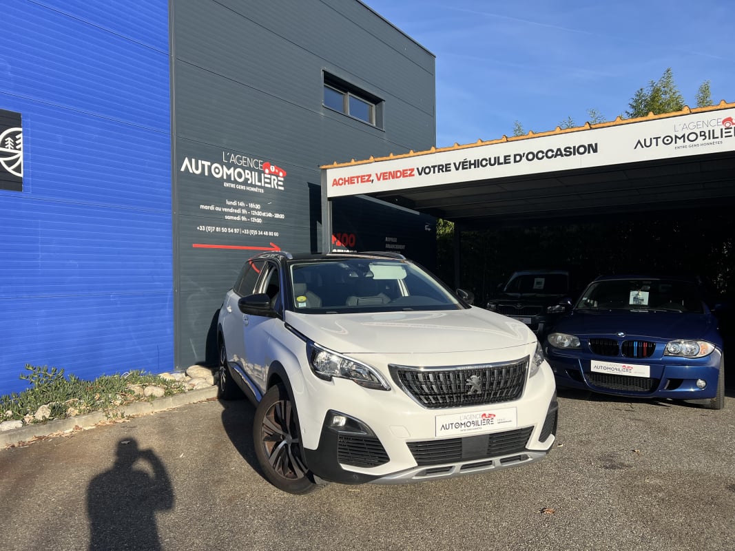Peugeot 5008 1.5 BlueHDI 130 BVA ALLURE + OPTIONS — 1