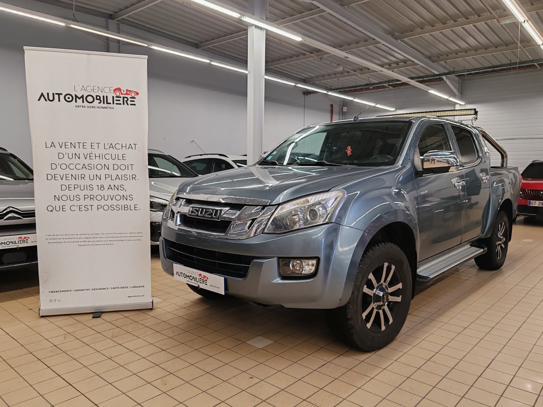 Isuzu D-Max CREW II DOUBLE CABINE 4X4 2.5 SOLAR — 1
