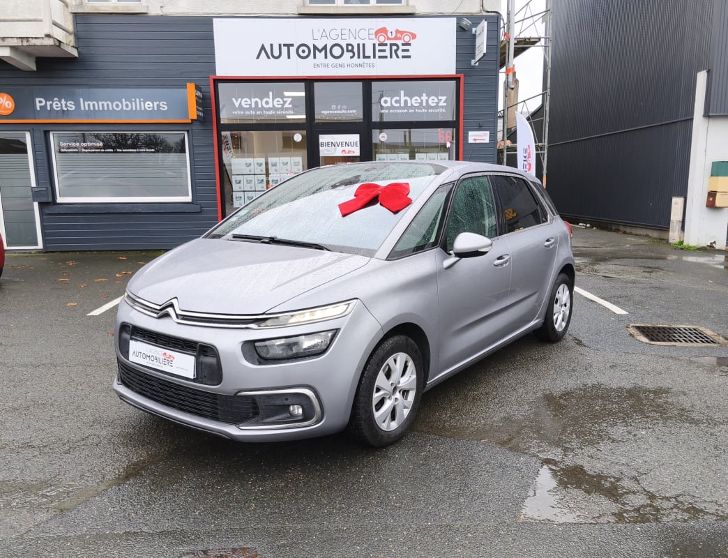 Citroen C4 Picasso 1.6 BlueHDi 120 ch BVM6 FEEL (Attelage) — 1