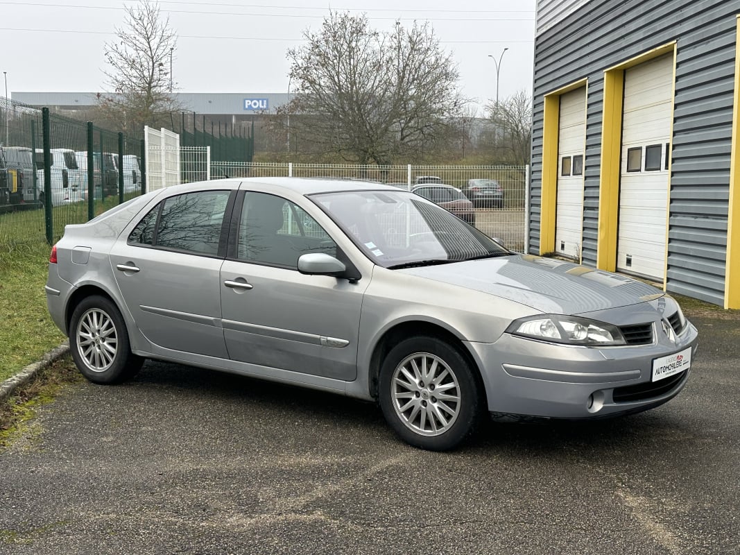 Renault Laguna 2.0 i Turbo 170 CV — 1