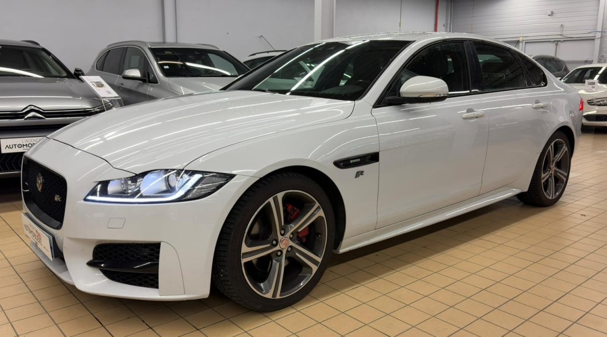 Jaguar XF II 2.0D 180 9CV R-SPORT — 1