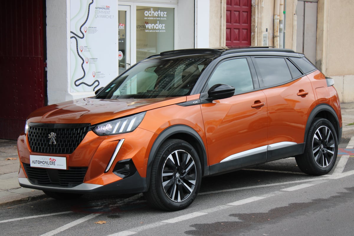 Peugeot 2008 GENERATION-II 1.2 - 155 GT EAT BVA START-STOP ( Toit ouvrant panoramique, Carplay ... ) — 1