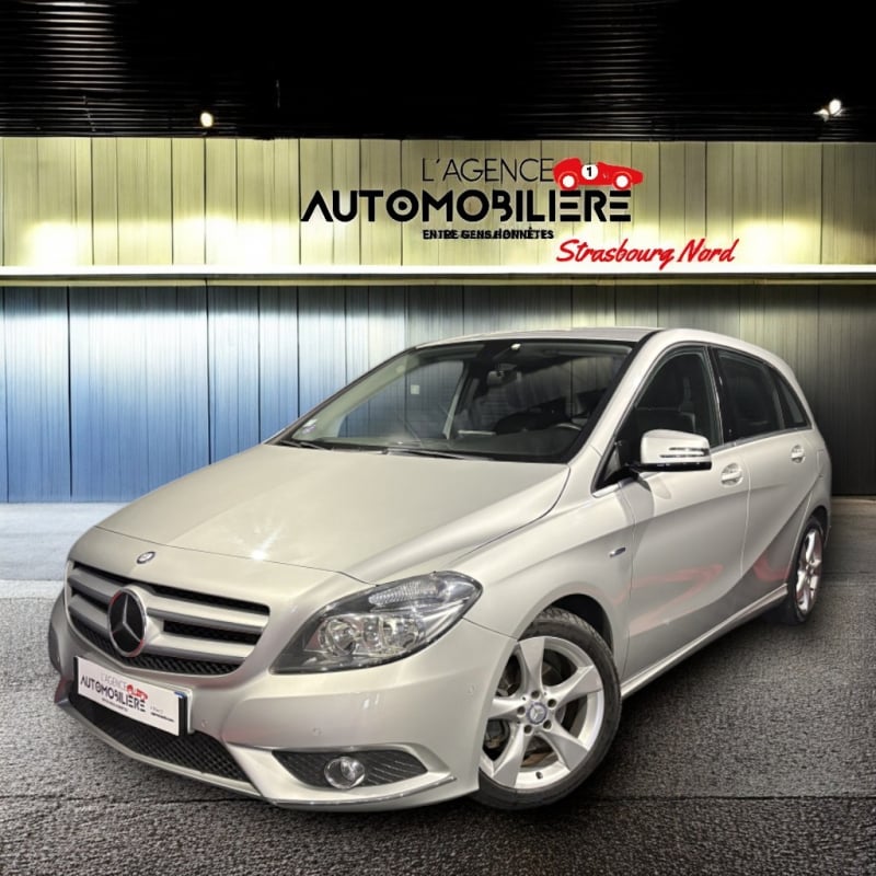 Mercedes-Benz Classe B 180 1.6I 122 CV BlueEfficiency Sport - BVM 6 - Sièges chauffants - Pneus 4 Saisons - — 1