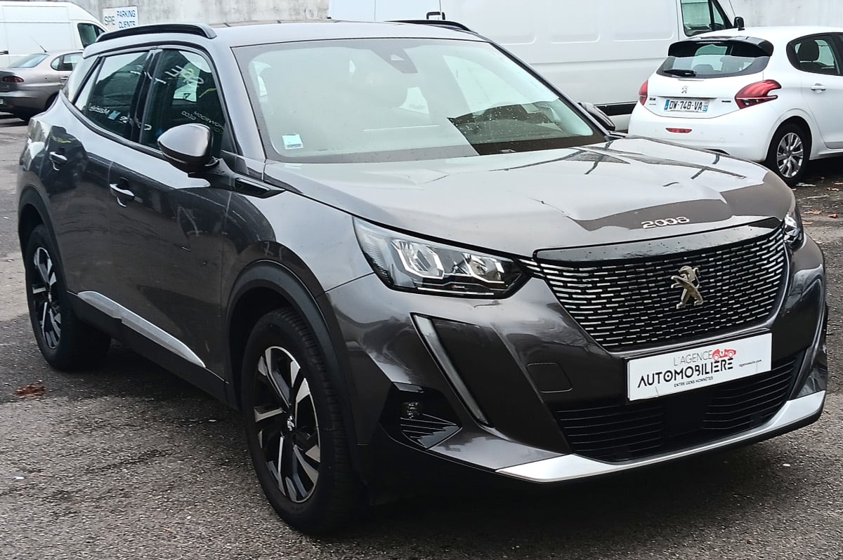 Peugeot 2008 1.5 ALLURE PACK 130 cv BlueHDi EAT8 — 1