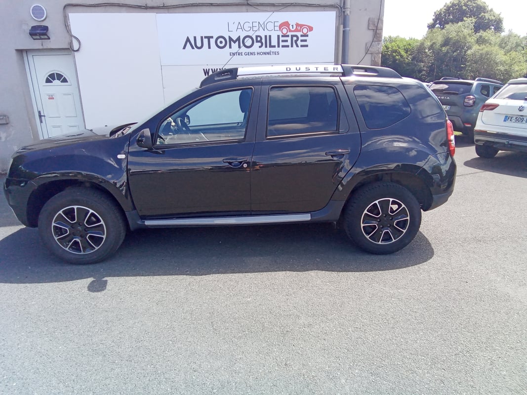 Dacia Duster 1.5 DCI 110 BLACK TOUCH EDC 4X2 BVA — 2