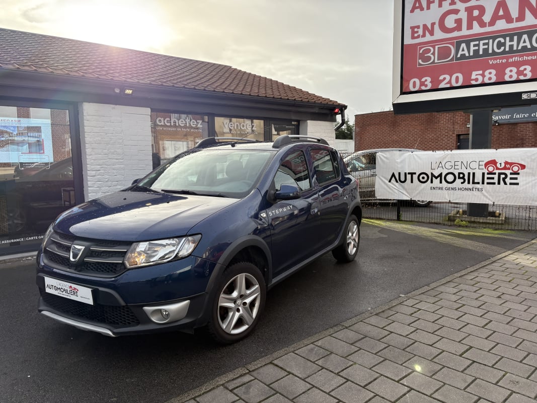 Dacia Sandero STEPWAY 1.5 DCI 90 PRESTIGE EASY-R — 1