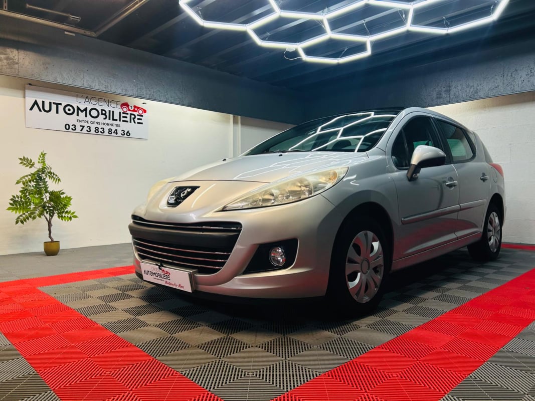 Peugeot 207 SW 1.6 HDi 90 cv — 1