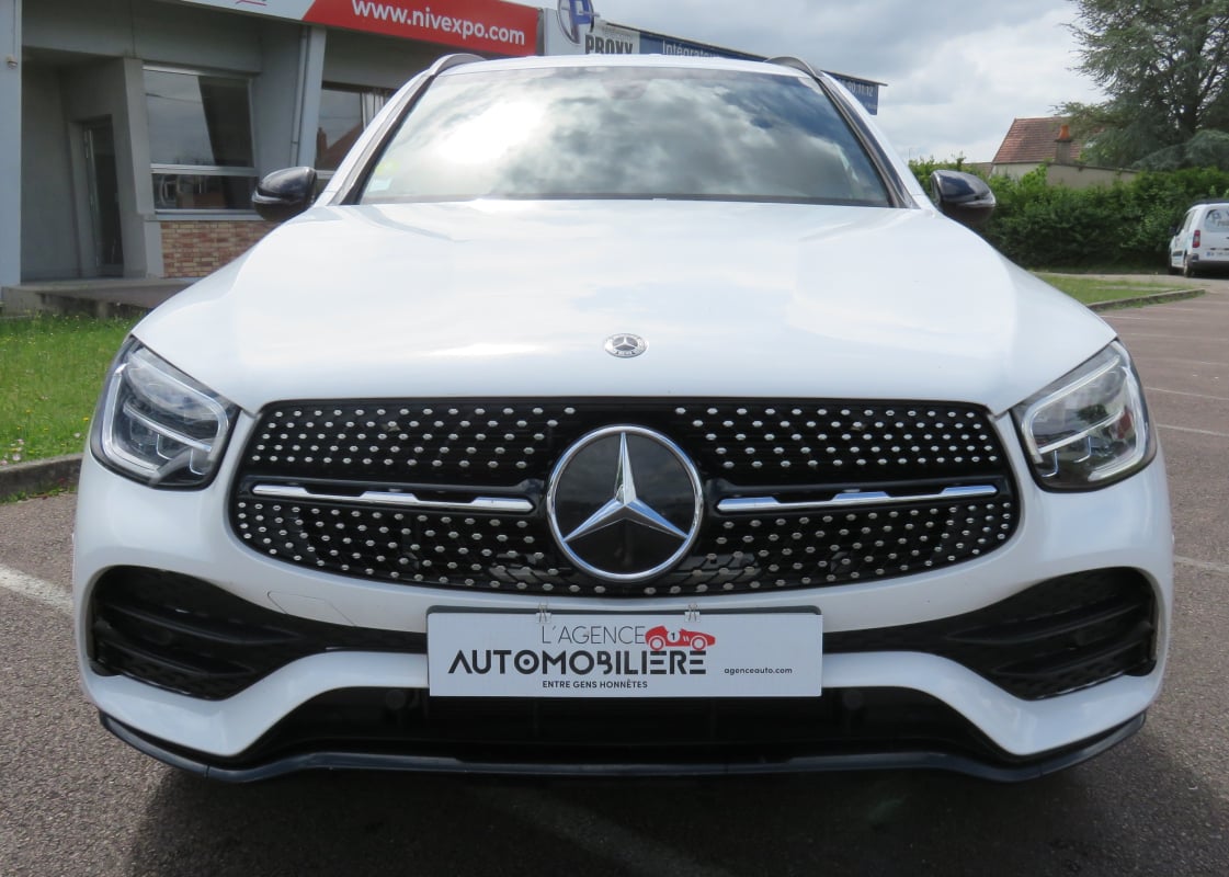 Mercedes-Benz Classe GLC 200 d 163ch AMG Line 9G-Tronic / Entretien complet à jour / 4x4 — 2