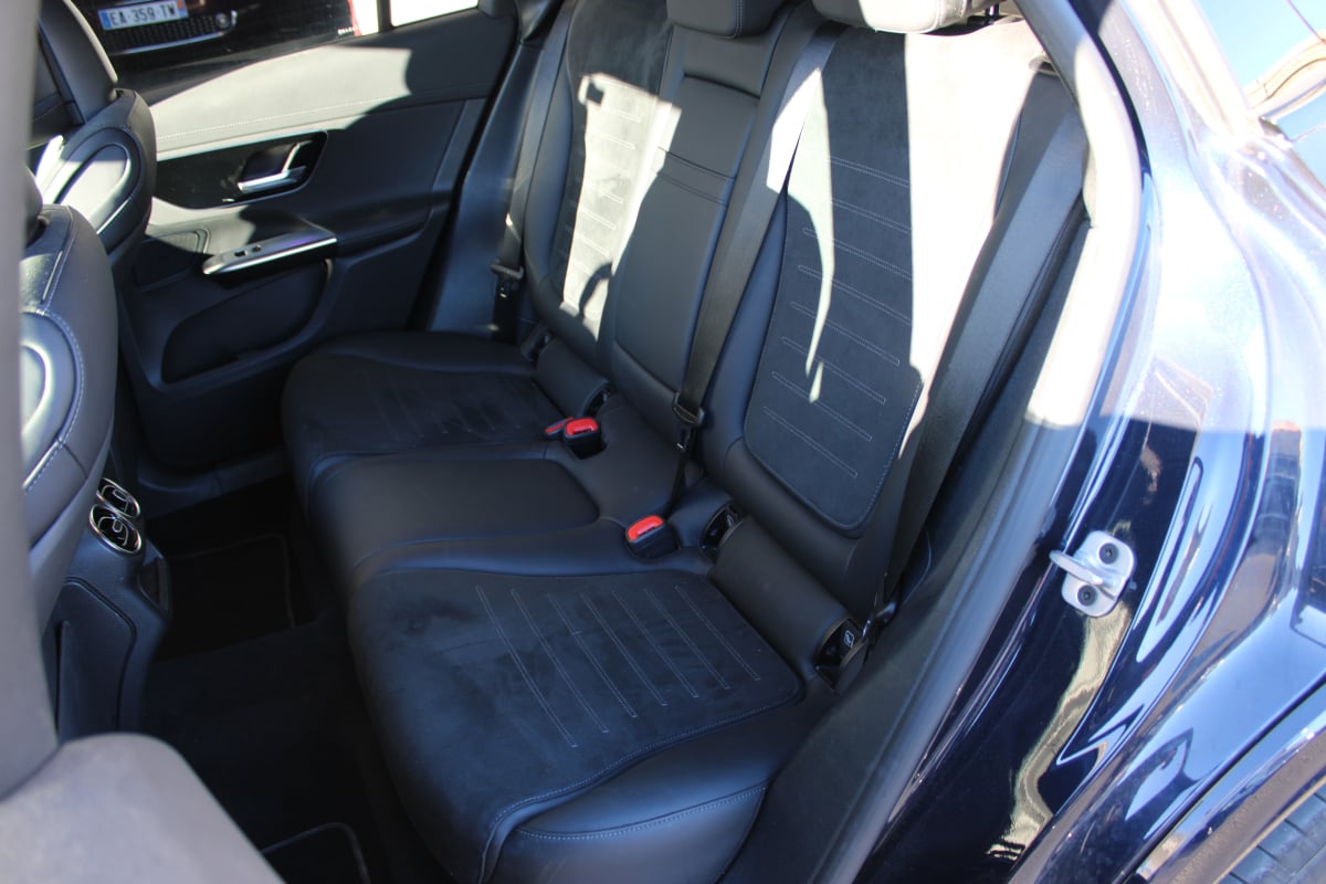 Mercedes-Benz Classe GLC COUPE 2.0 300 E 313H 205 PHEV HYBRID 31.2KWH AMG LINE 4MATIC 9G-TRONIC BVA — 30