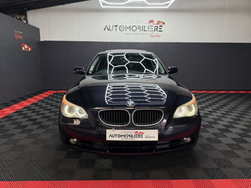 BMW Série 5 530i Pack Luxe RHD — 2