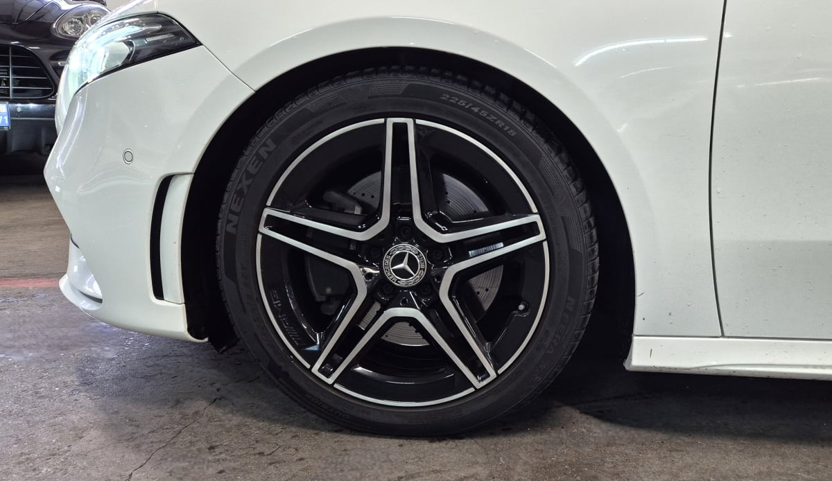 Mercedes-Benz Classe A 220 D 190ch AMG LINE 8G-DCT — 34