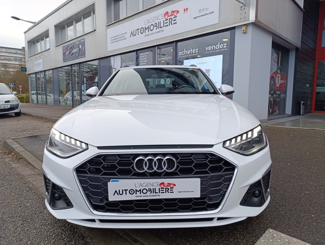 Audi A4 Avant II Avant 40 2.0 TDi S-tronic7 204 cv BVA S-LINE - PREMIERE Main — 2