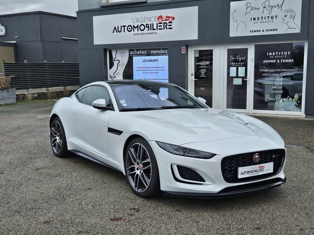 Jaguar F-Type 2.0 300 R-DYNAMIC ( 1ère Main - Etat proche du neuf) — 1