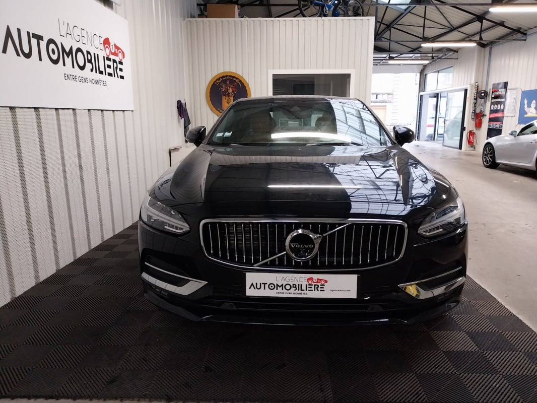 Volvo S90 D5 235 Inscription Luxe — 2