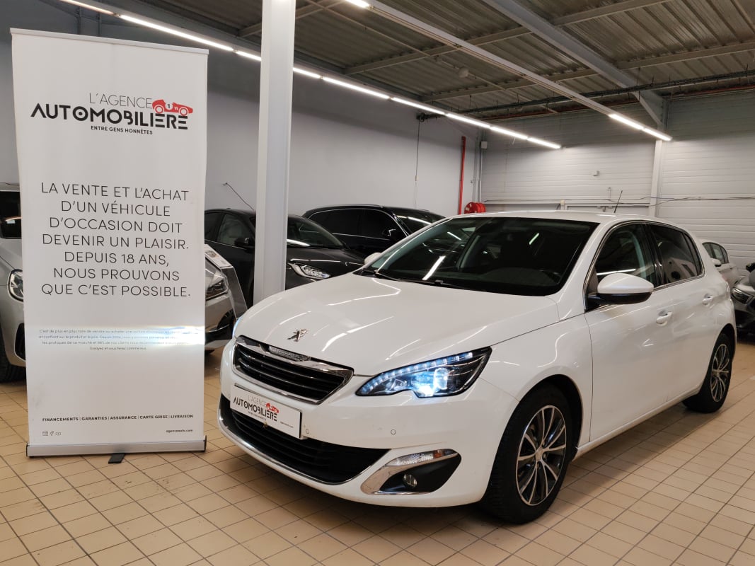 Peugeot 308 1.6 BLUE HDI 120 CH S/S EAT 6 ALLURE — 1