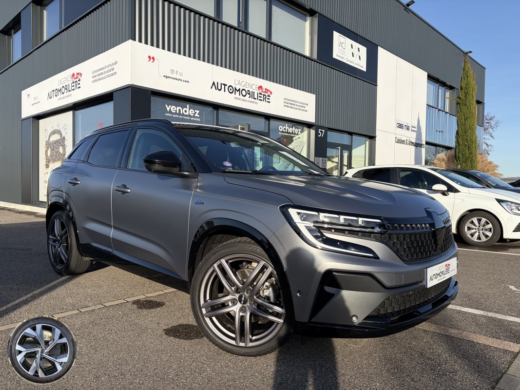 Renault Austral 1.2 E-TECH FULL HYBRID 200 ICONIC ESPRIT ALPINE - GARANTIE CONSTRUCTEUR 2028 — 1