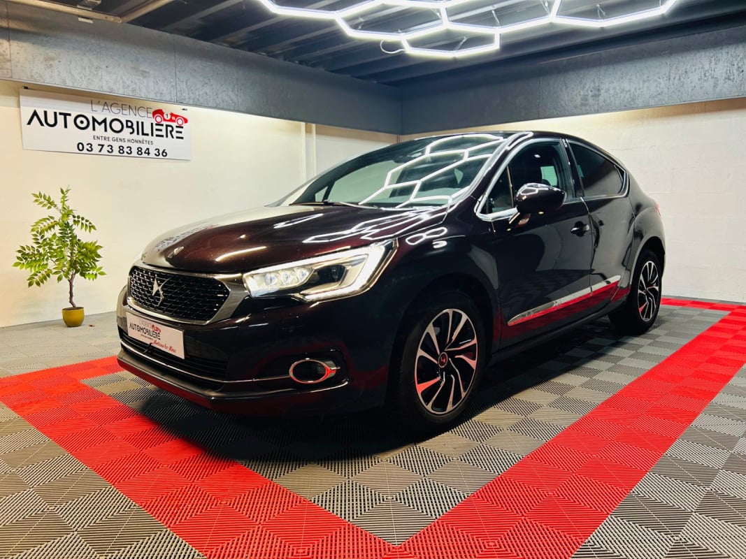 DS DS4 1.6 Blue HDi - 120 cv - Finition Sochic - Boîte auto — 1