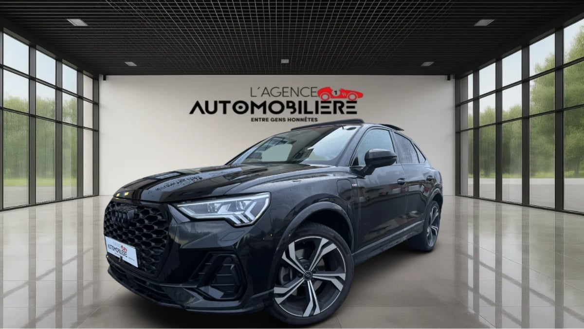 Audi Q3 Sportback Sportback 45e 1.4 TFSI 16V GPF 245 PHEV DSG6 245 cv Boîte auto — 1