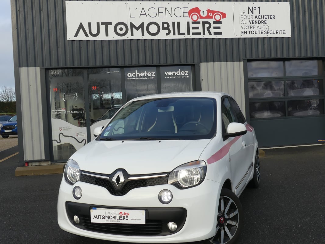 Renault Twingo 0.9 TCE 90 ENERGY RED NIGHT — 1