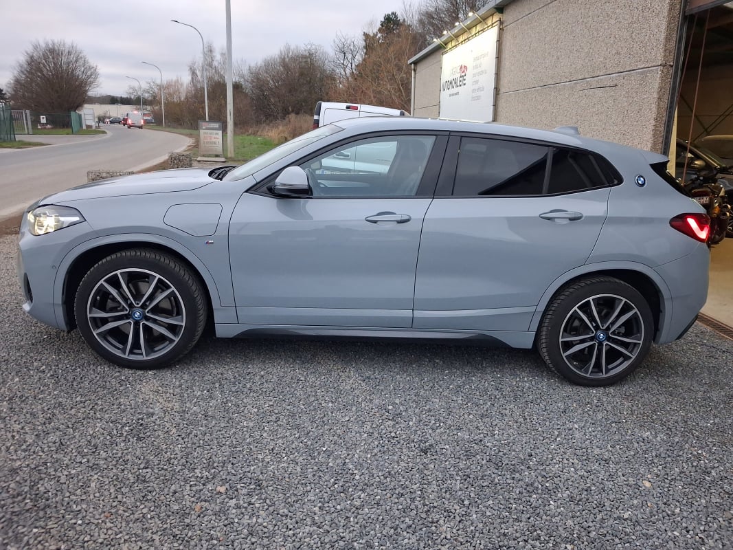 BMW X2 X2 1.5iA x-Drive 25e Pack M-Sport Ext/Int Cuir — 32