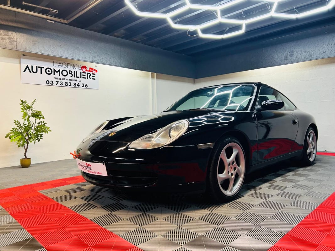 Porsche 911 (996) Coupé - Carrera 4 - 301 cv