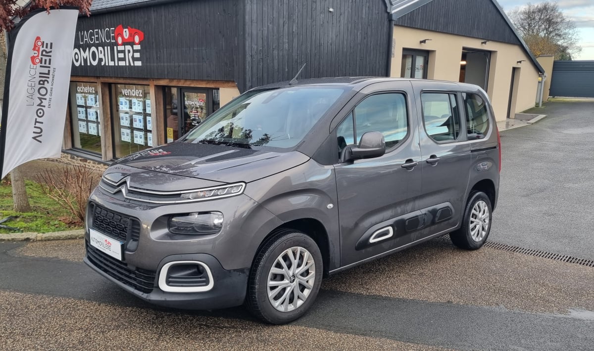 Citroen Berlingo BERLINGO FEEL 7 PLACES 1.5 BLUEHDI 130cv BVM6 TAILLE M — 1