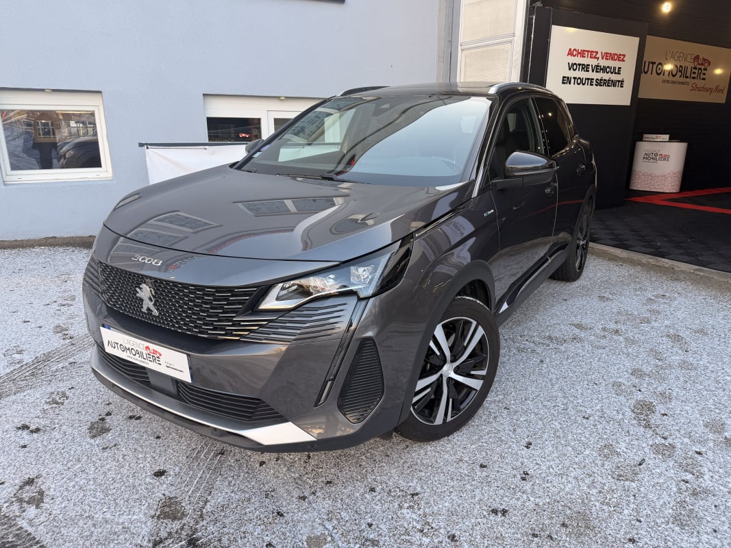 Peugeot 3008 GT 1.6 225 EAT8 Hybride 165 kw - Toit ouvrant panoramique - GPS - Sièges chauffant — 1