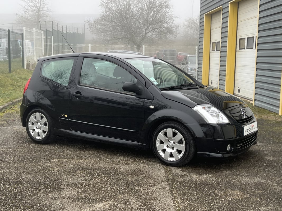 Citroen C2 1.4i 75 CV VTR courroie distribution joint de culasse et embrayage changés — 1