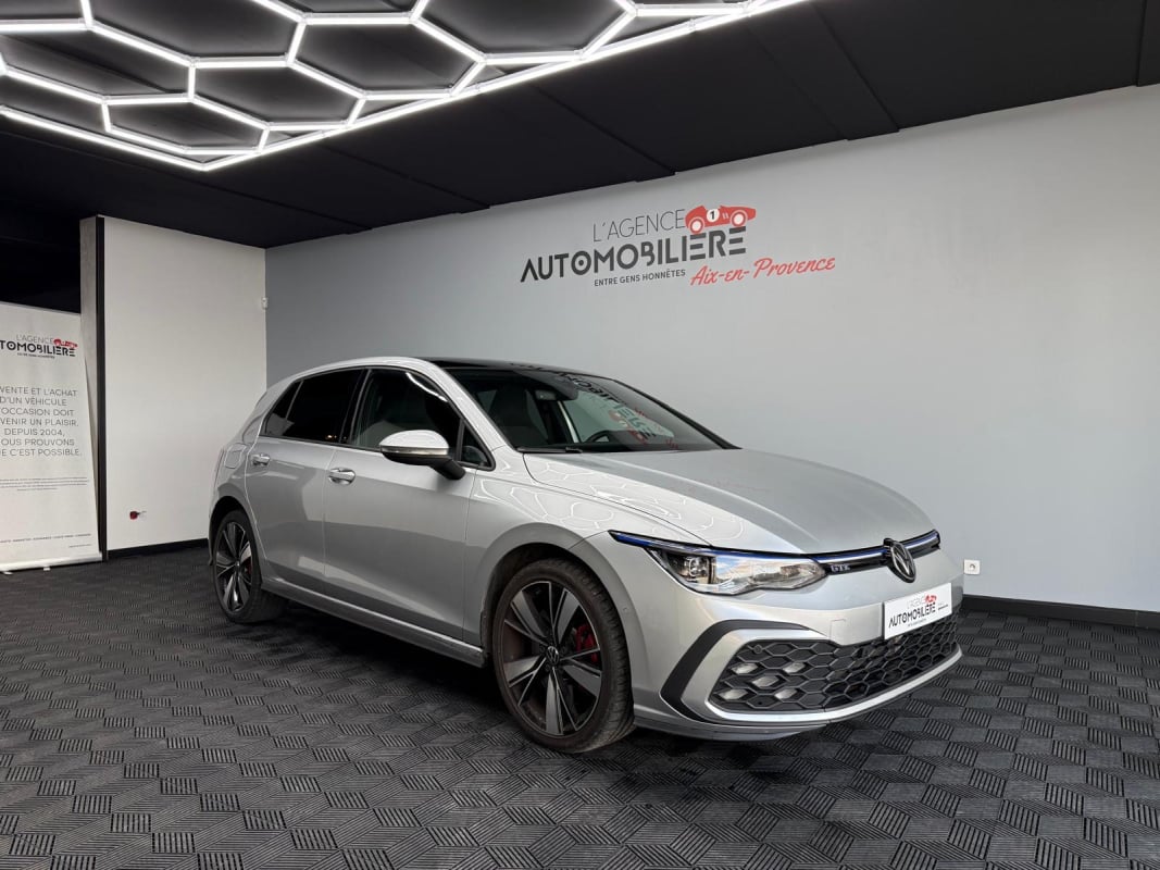 Volkswagen Golf 8 GTE 1.4 Plug-in Hybrid 245 CV — 1